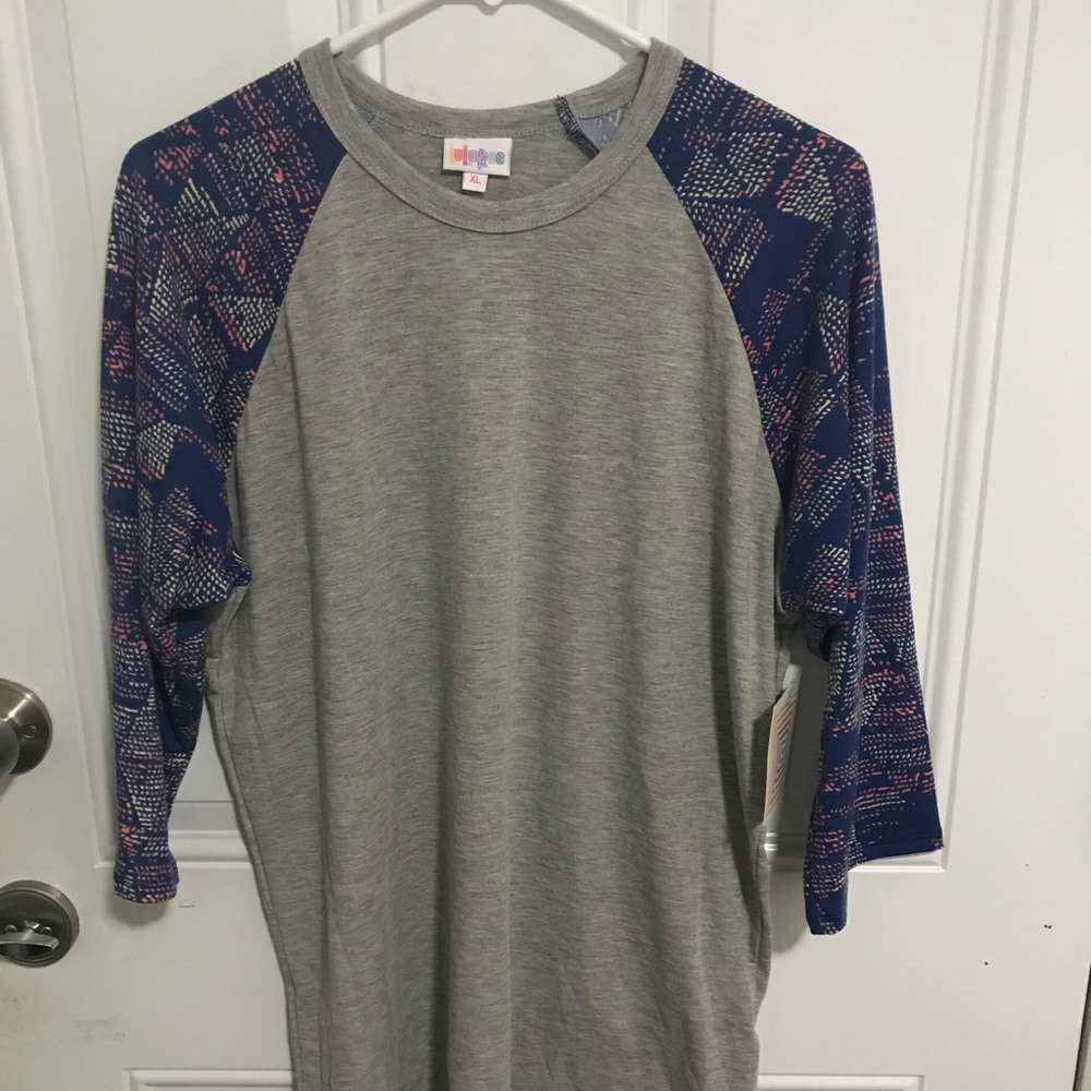 NWT! LuLaRoe Randy tee! XL, Make an Offer!